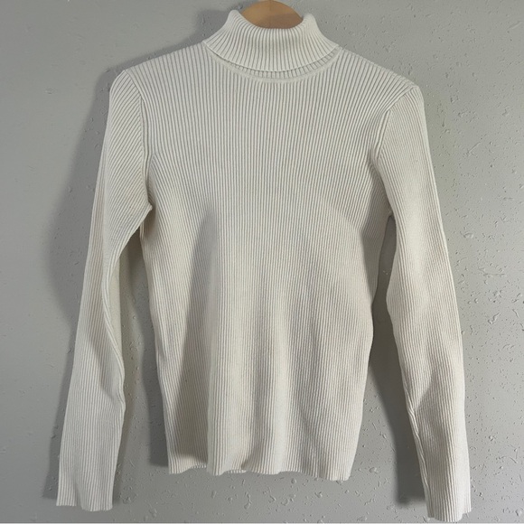 Express Cream Turtle Neck Sweater with Ribbed Texture Neutral Comfy Casual XL - Picture 1 of 6